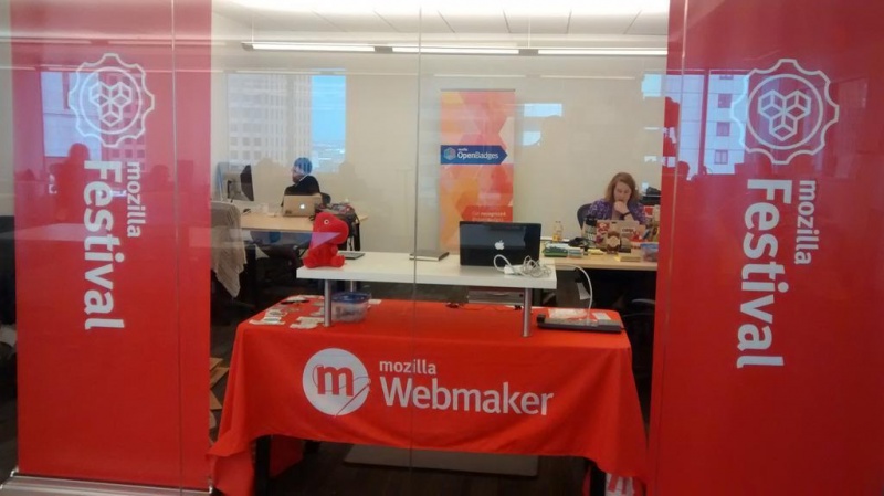 File:MozBostonSept2014.jpg