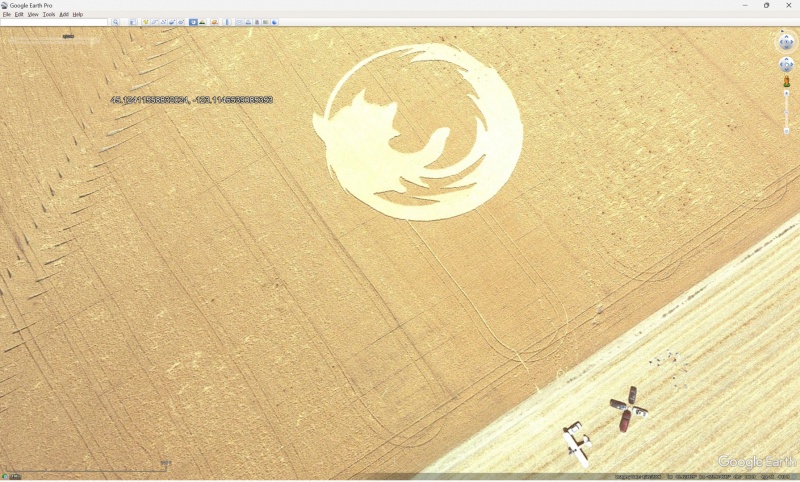 File:Crop-circle-google-earth.jpg