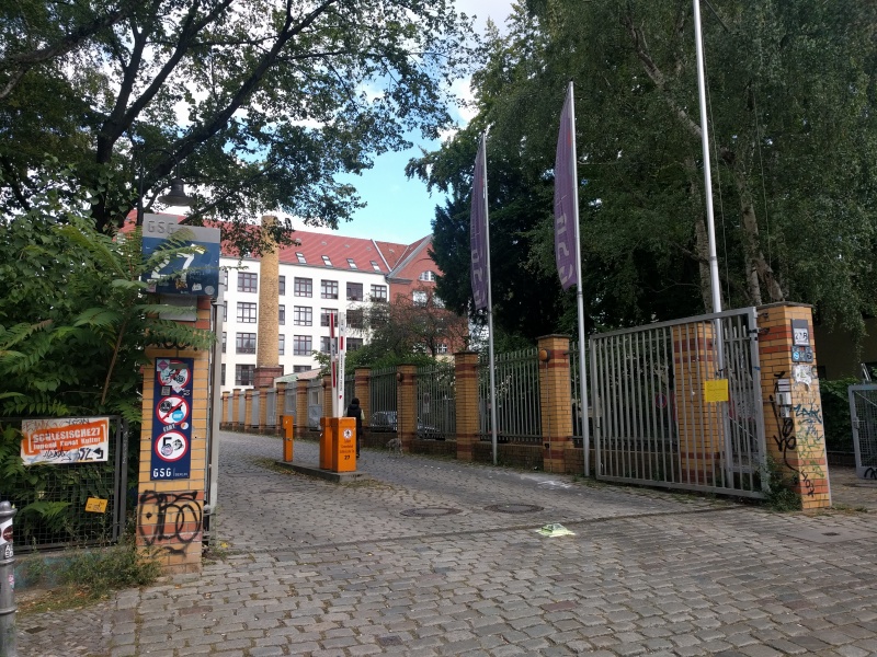 File:Moz berlin entrance.jpg
