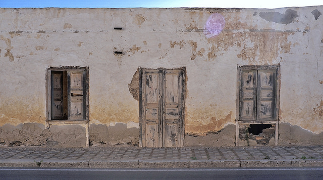 Open Door, Tee Cee https://www.flickr.com/photos/tcee35mm/ CC BY 2.0